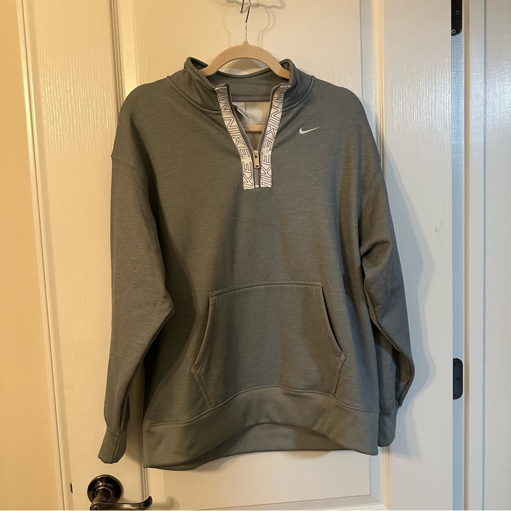 nike quarter zip